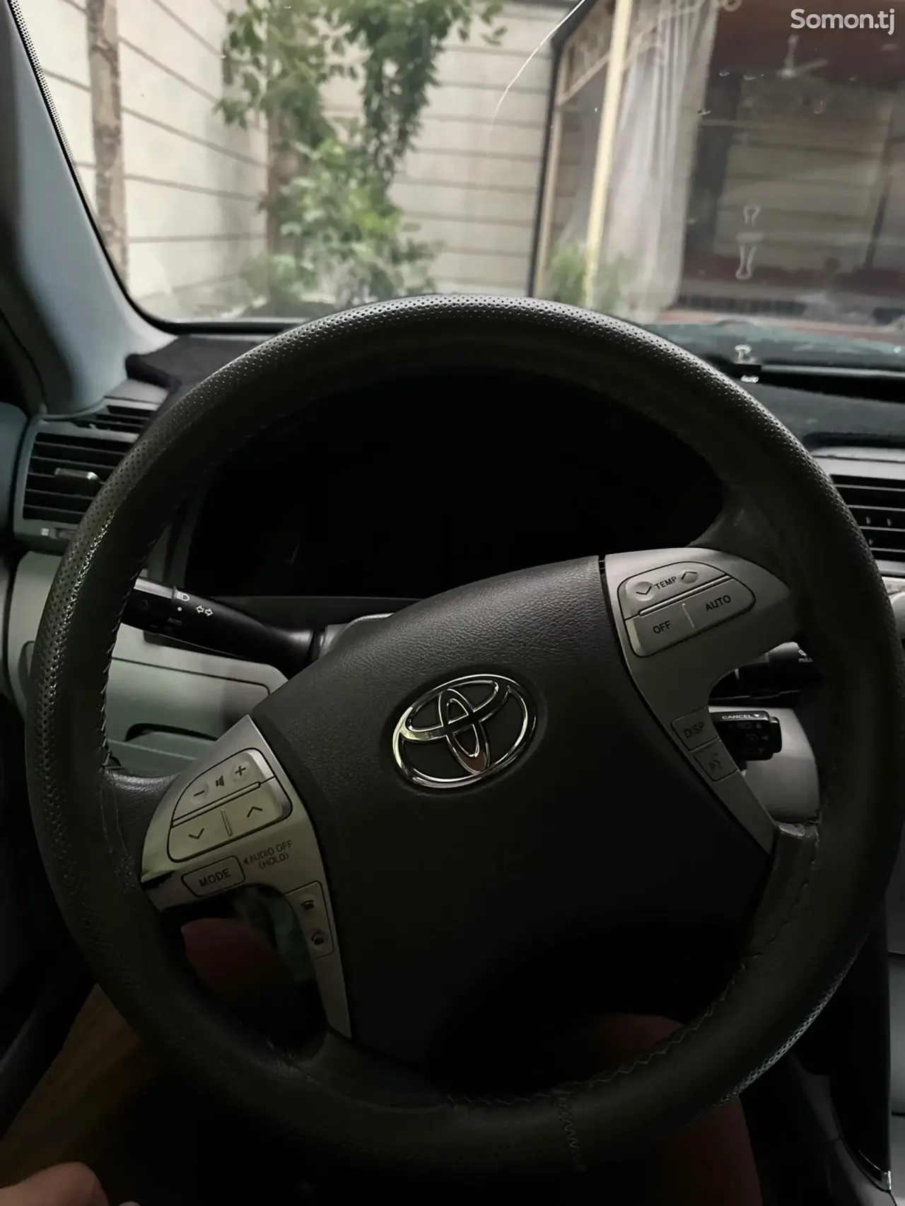 Toyota Camry 2007 · 2.4 AT