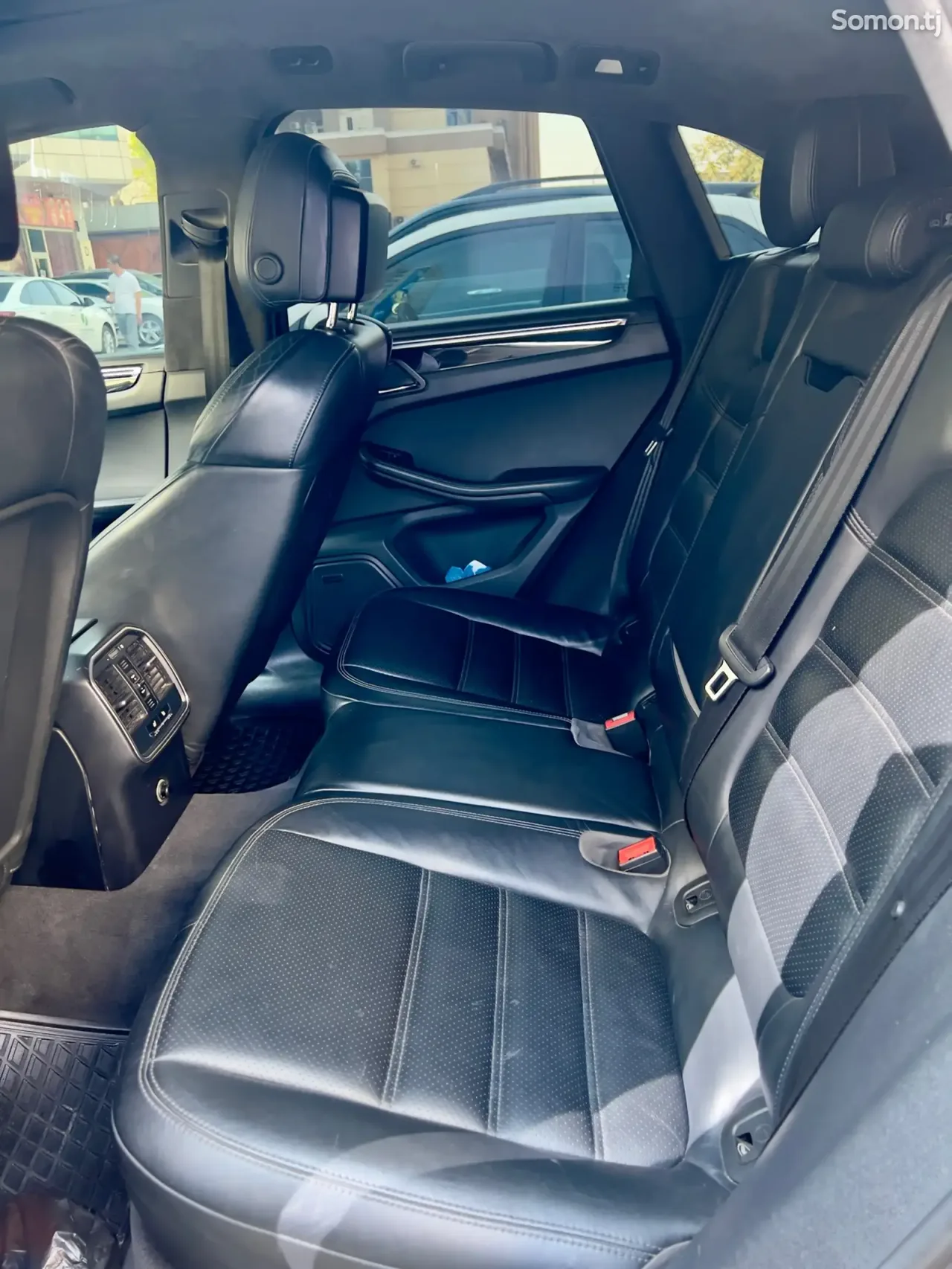 Porsche Macan 2015 · 3.6 AT