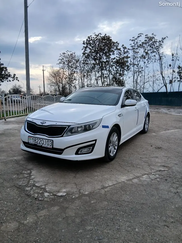 Kia K5 2015 · 2.0 AT