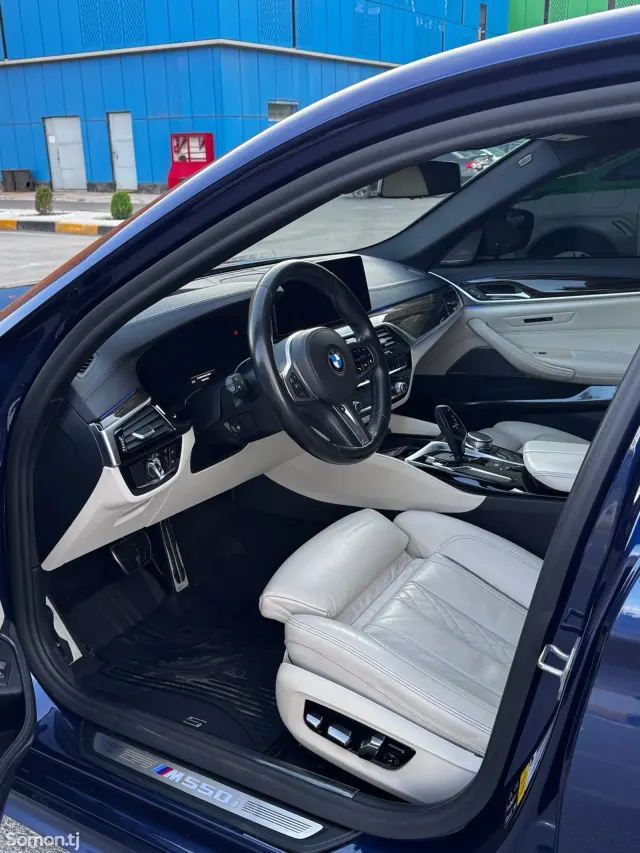 BMW 5 series 2020 · 4.4 CVT