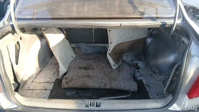 Opel Astra F 1995 · 1.6 MT