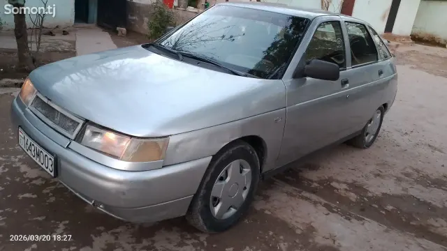 Lada (ВАЗ) 2112 2004 · 1.5 MT