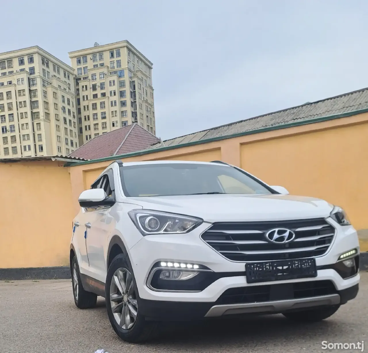 Hyundai Santa Fe 2016 · 2.0 AT