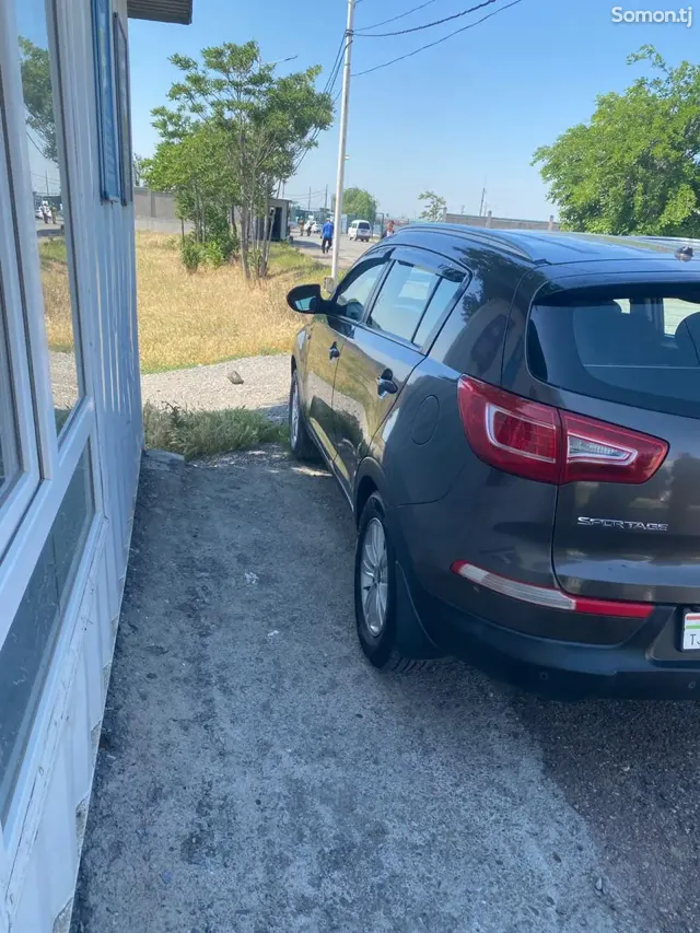 Kia Sportage 2011 · 2.0 AT