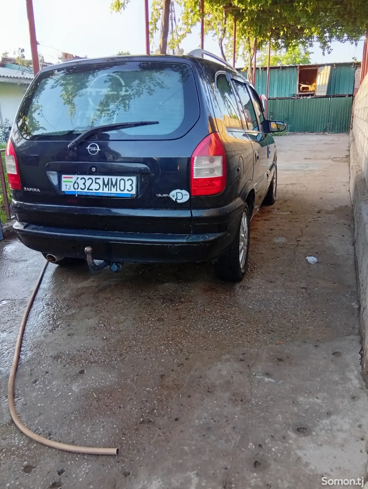 Opel Zafira 2004 · 1.8 MT
