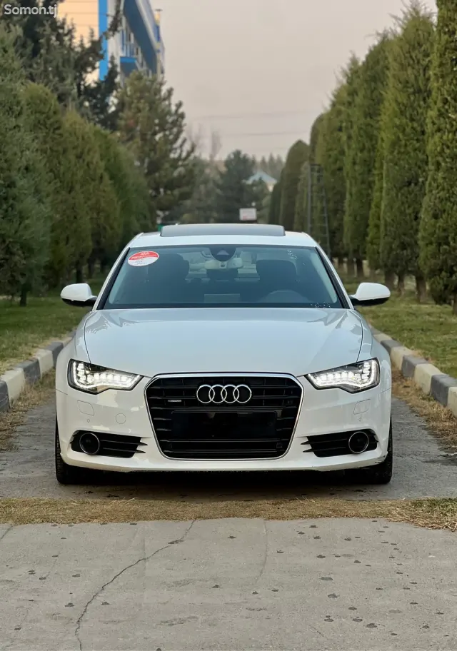Audi A6 2015 · 3.0 AT