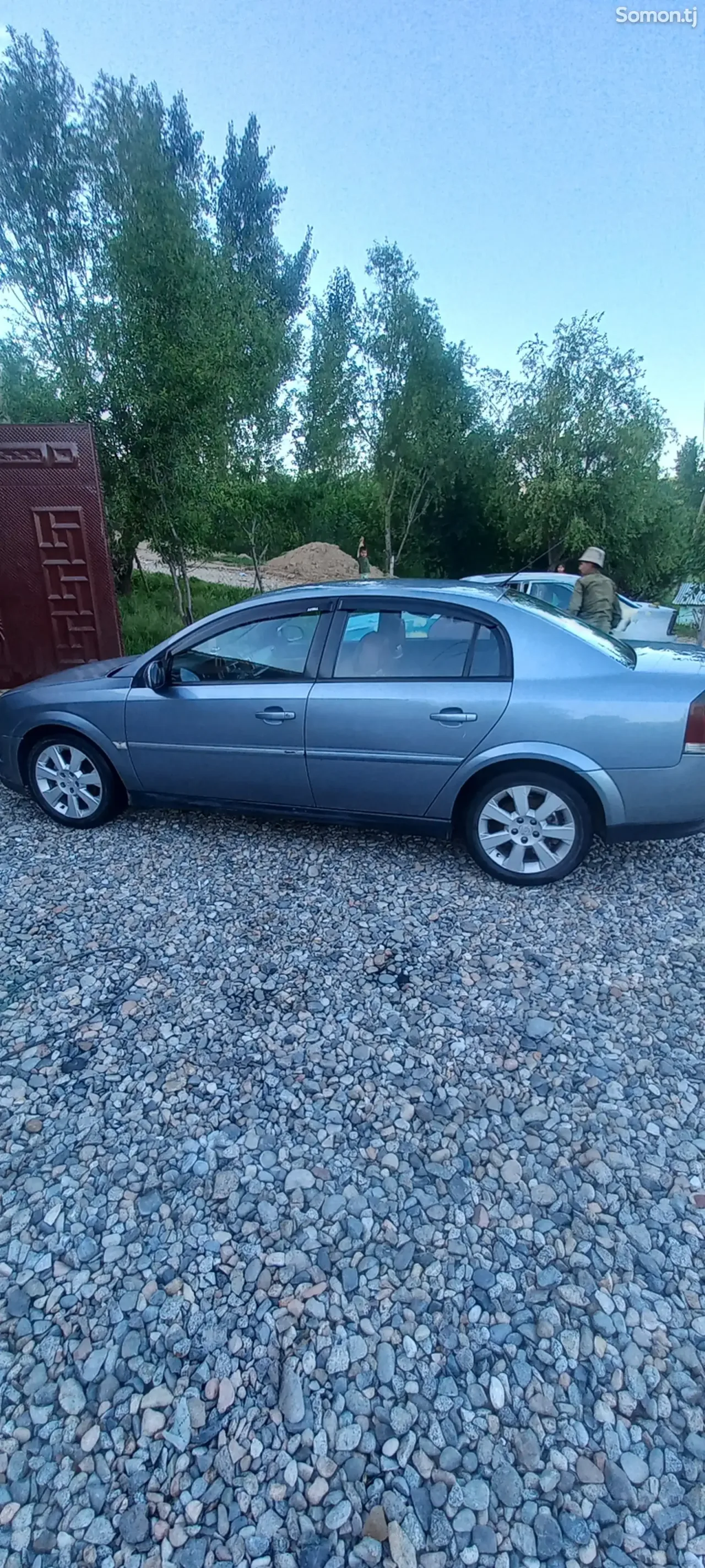 Opel Vectra C 2005 · 2.2 AT