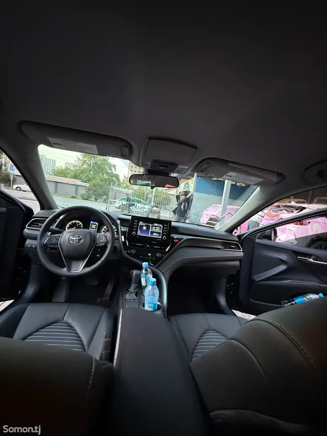 Toyota Camry 2024 · 2.5 AT