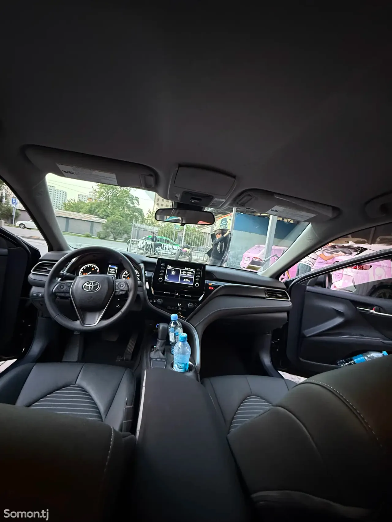 Toyota Camry 2024 · 2.5 AT