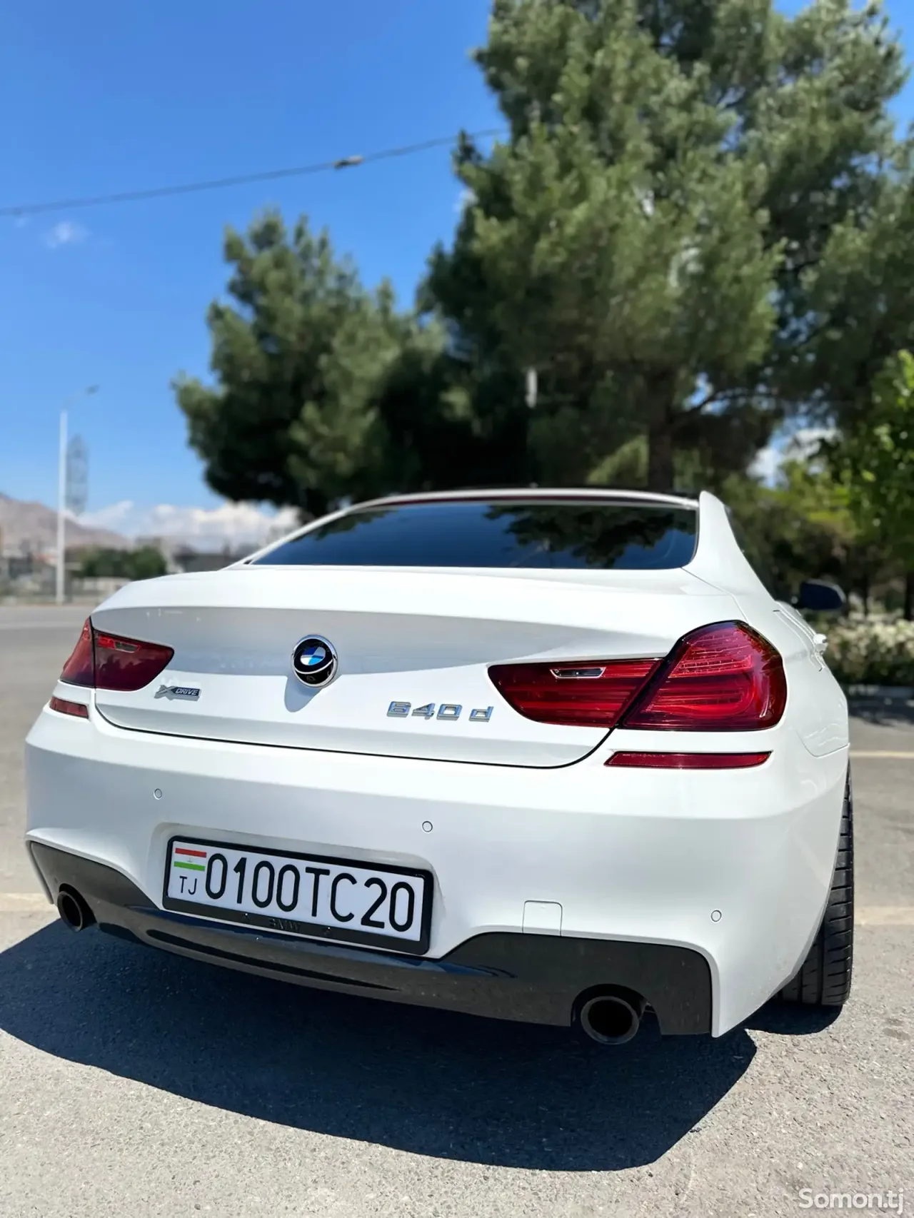 BMW 6 series 2015 · 4.0 AT