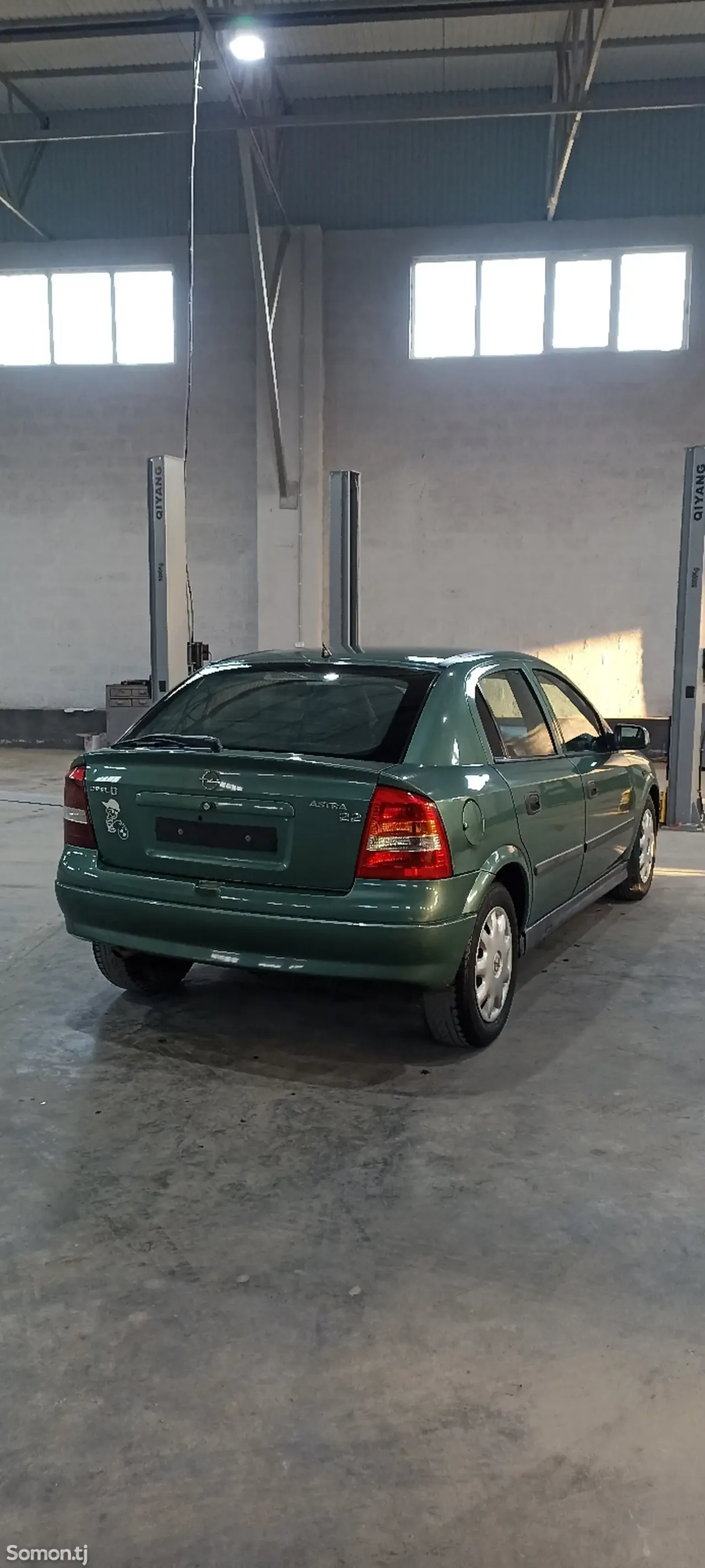 Opel Astra G 1998 · 1.6 AT