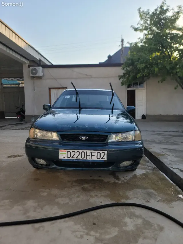 Daewoo Nexia 1999 · MT