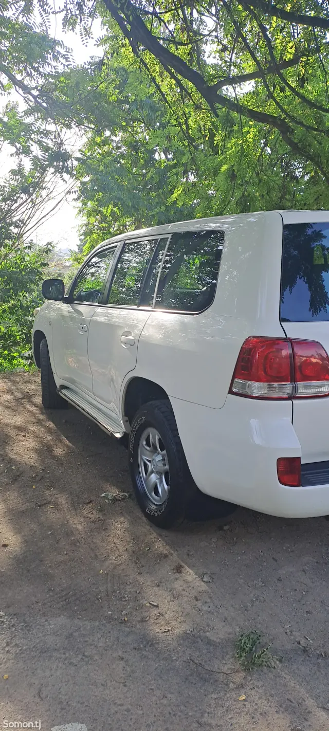 Toyota Land Cruiser 2008 · 4.0 MT