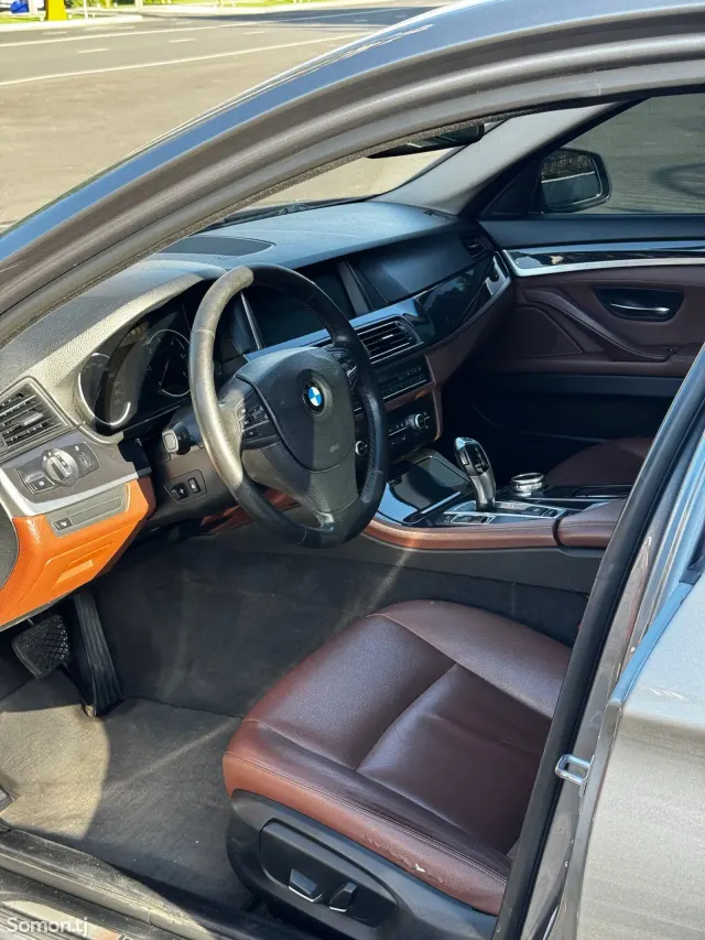 BMW 5 series 2014 · 2.0 AT