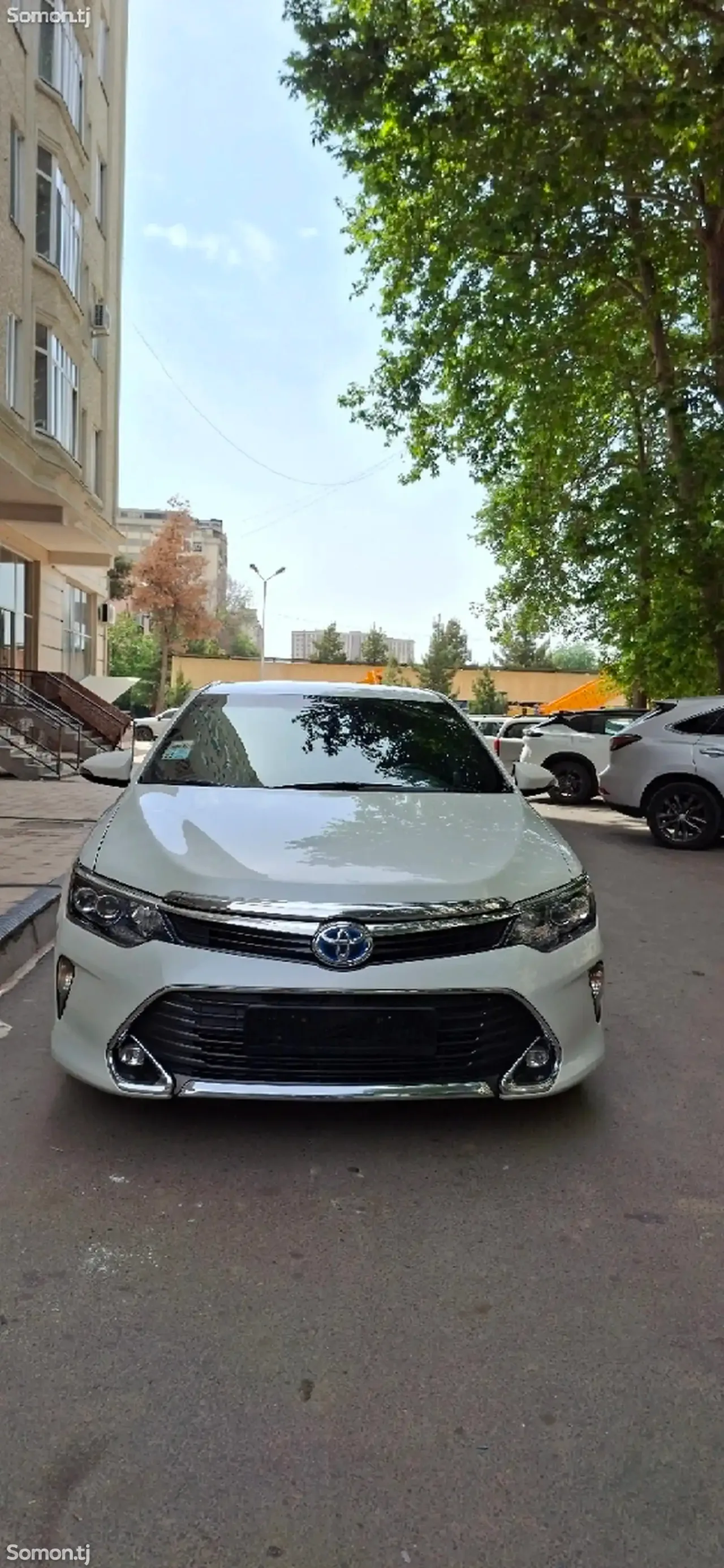 Toyota Camry 2016 · 2.5 AT