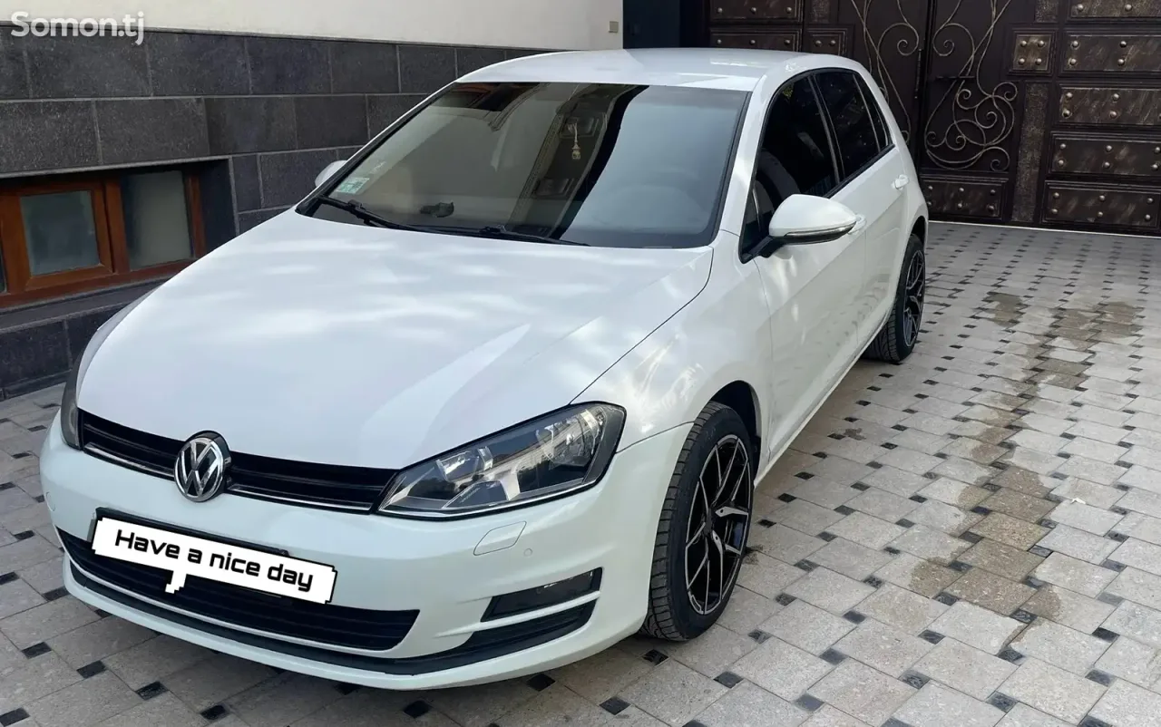 Volkswagen Golf 2014 · 1.2 MT