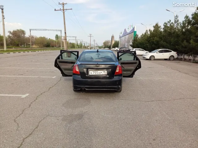 Chevrolet Lacetti 2008 · 1.6 MT