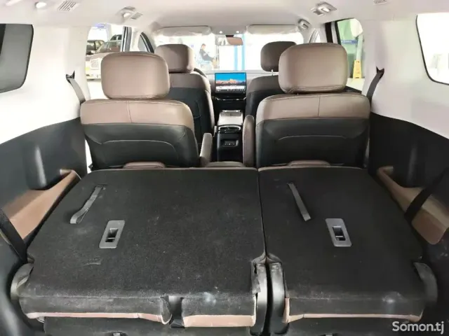 Wuling Starlight 2025 · AT