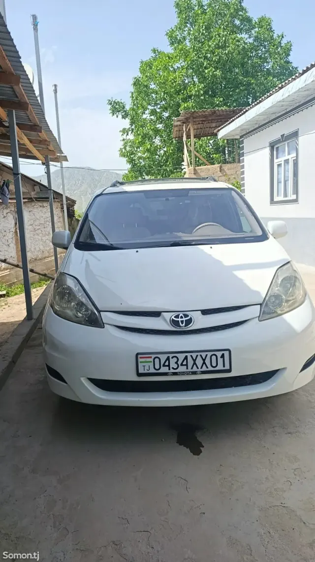 Toyota Sienna 2009 · 3.5 AT
