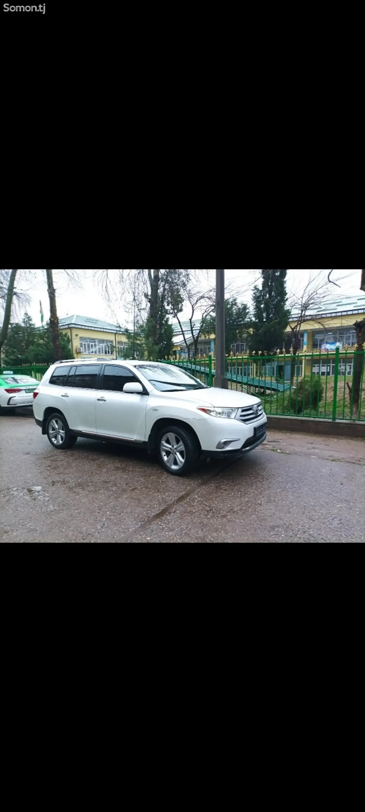 Toyota Highlander 2013 · 3.5 AT