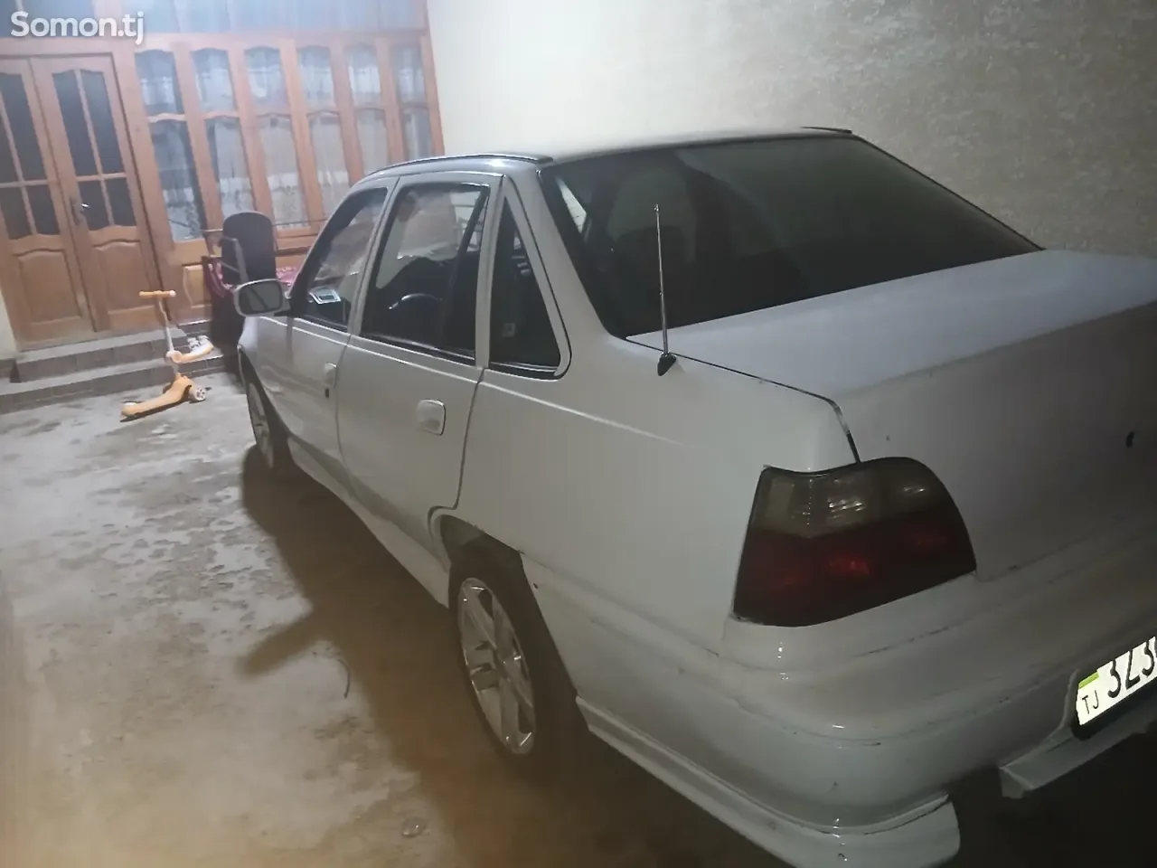 Daewoo Nexia 1995 · 1.6 MT