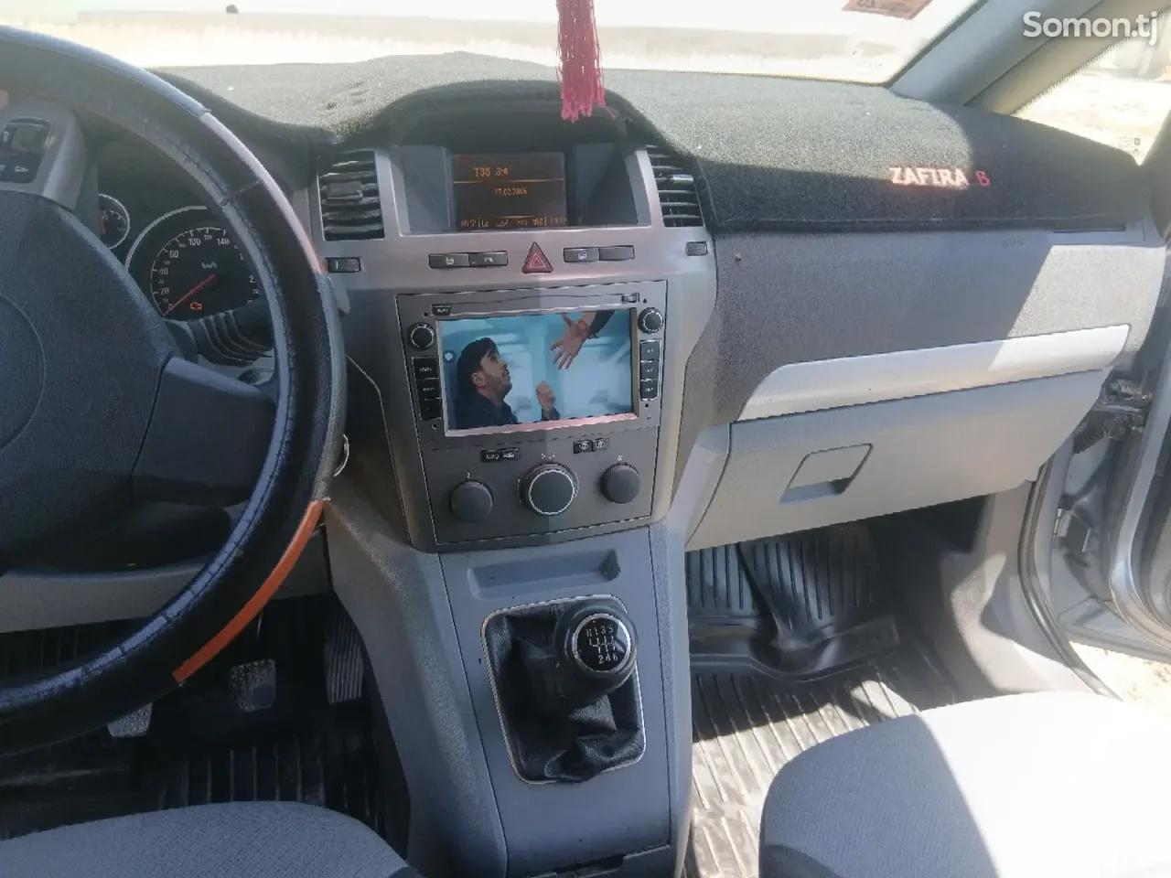Opel Zafira 2006 · 2.2 MT