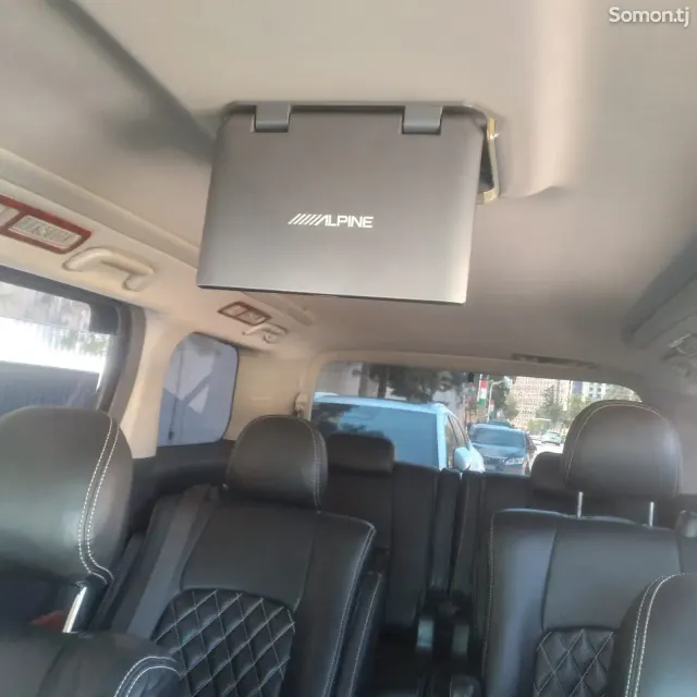 Toyota Vellfire 2010 · 2.4 AT