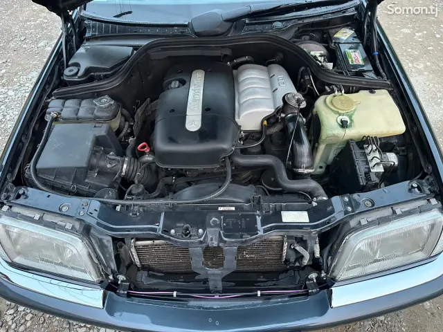 Mercedes-Benz C class 2000 · 2.2 AT