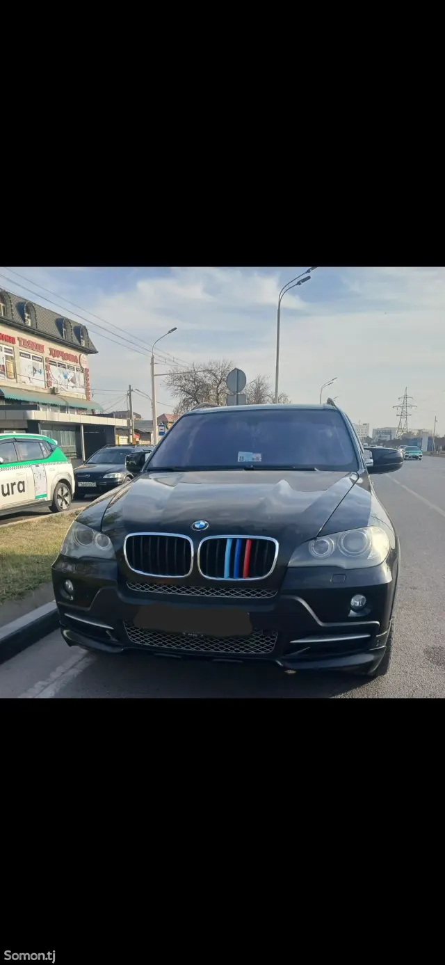 BMW X5 M 2010 · 3.0 AT