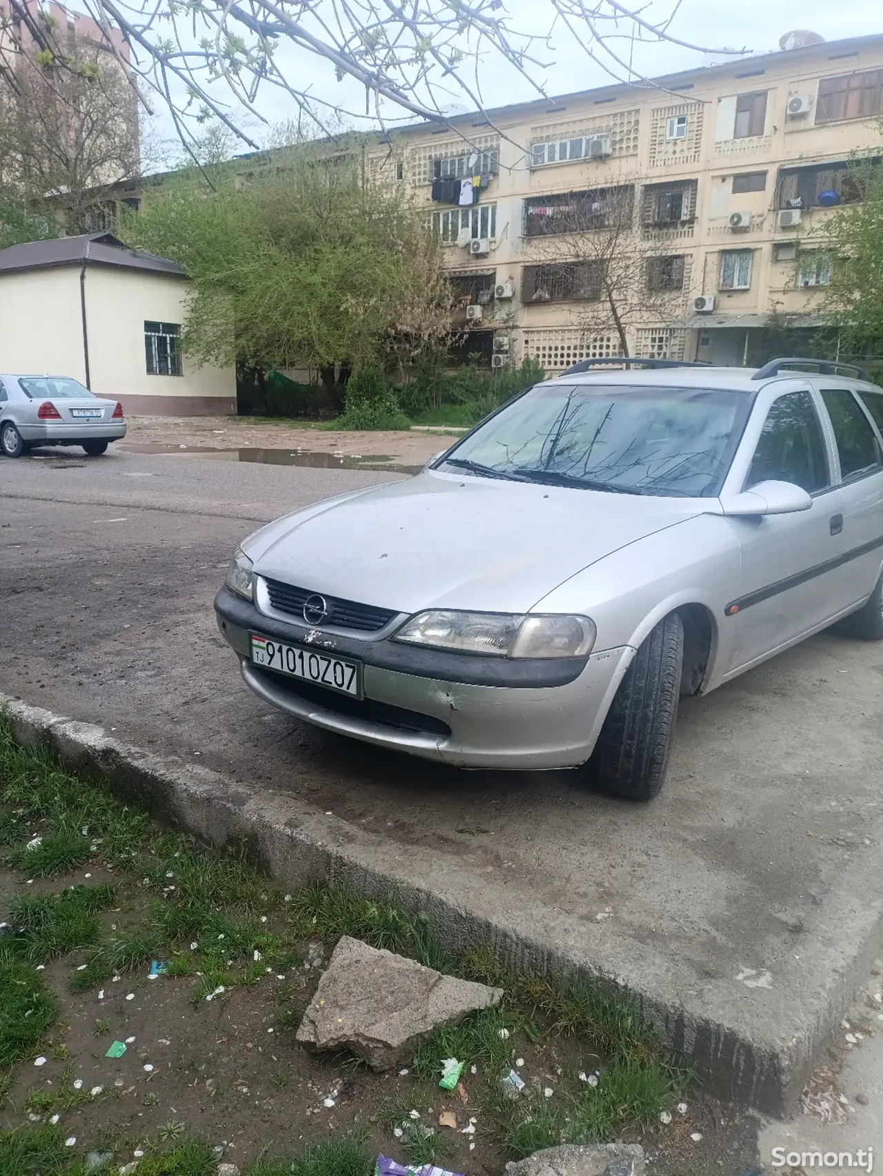 Opel Vectra B 1997 · 1.6 MT