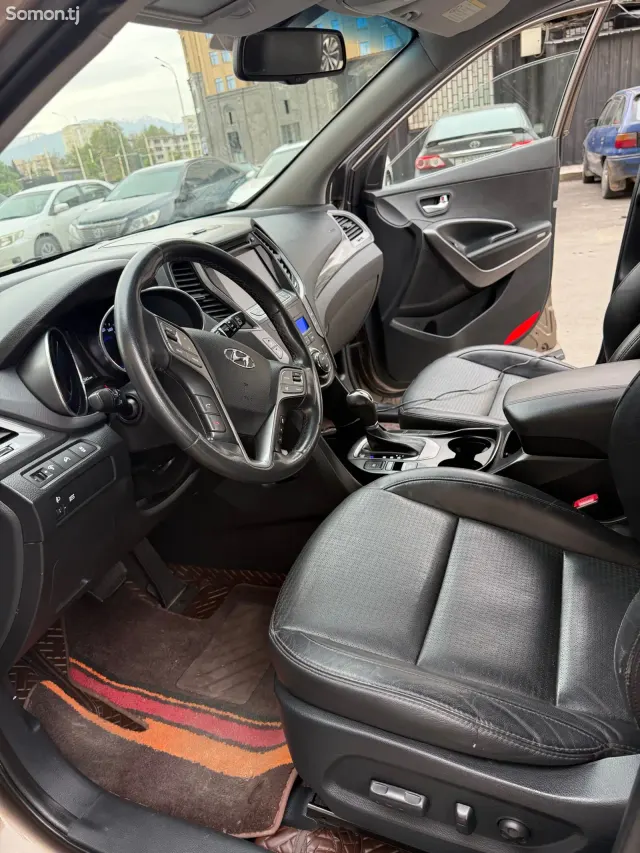 Hyundai Santa Fe 2014 · 2.4 AT