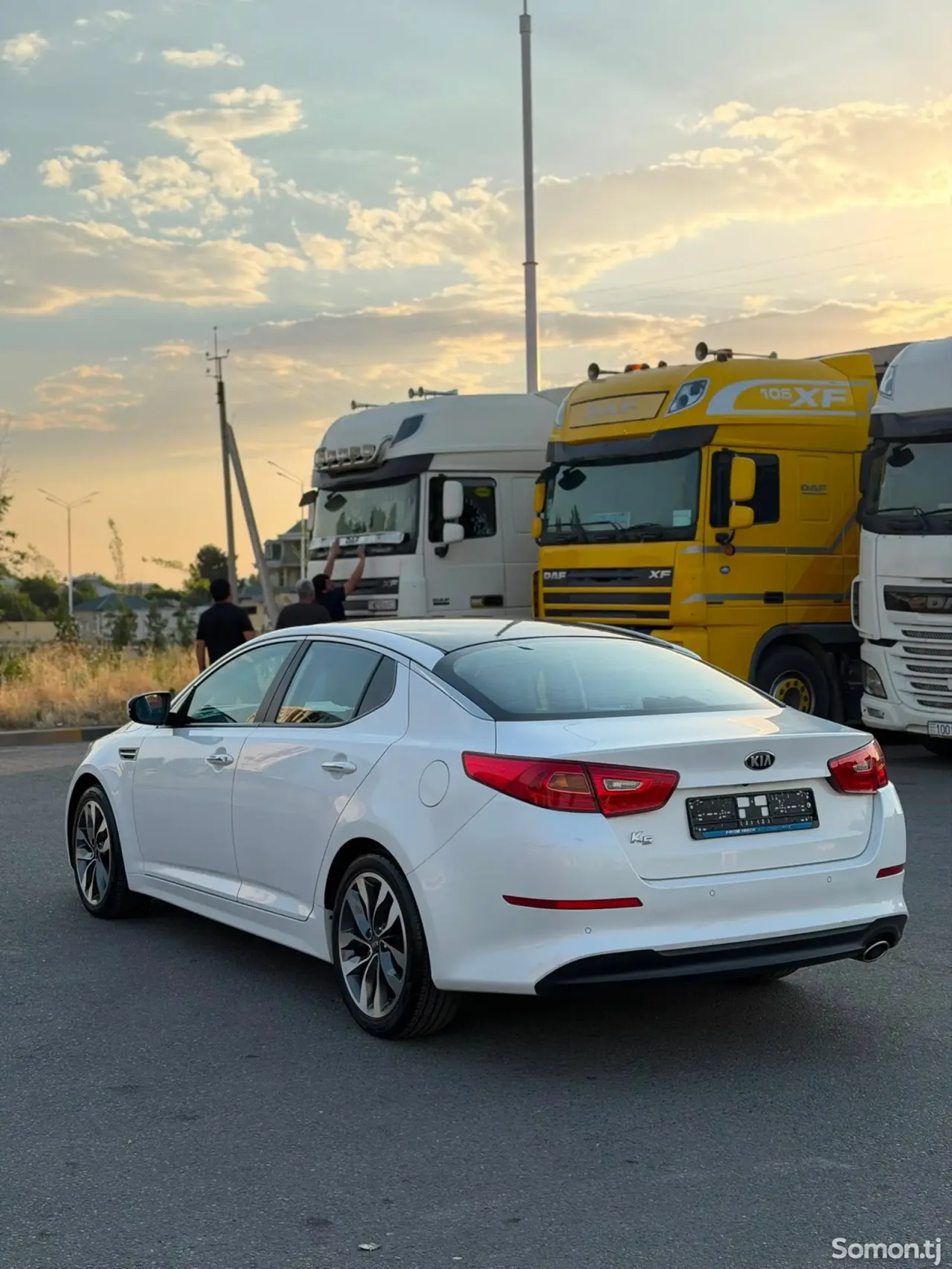 Kia K5 2015 · 2.0 AT
