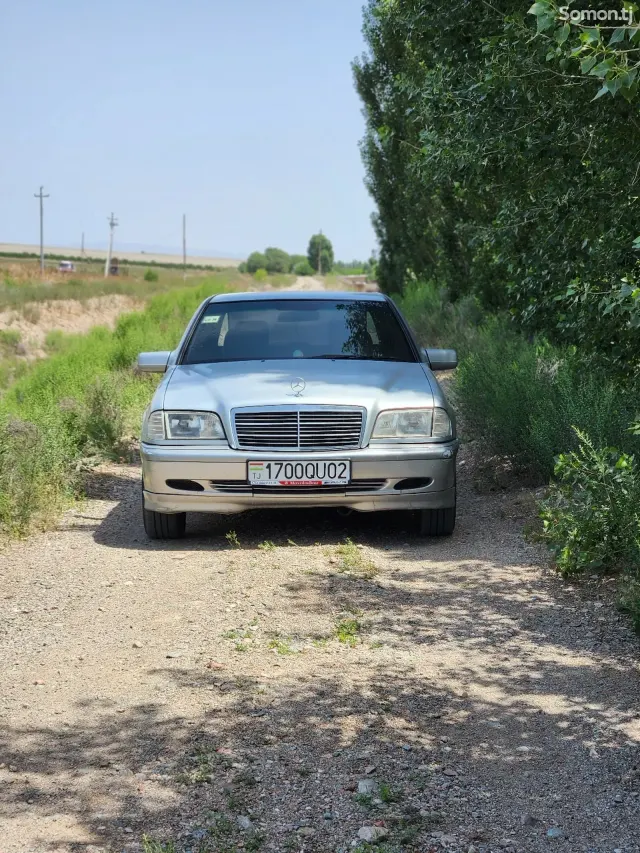Mercedes-Benz C class 1998 · 2.2 MT