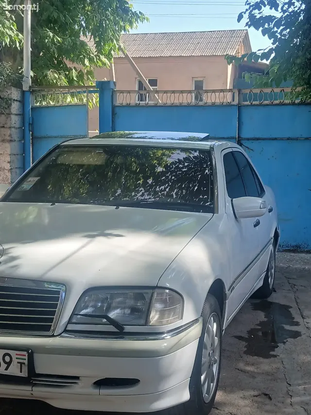 Mercedes-Benz C class 1999 · 2.3 AT