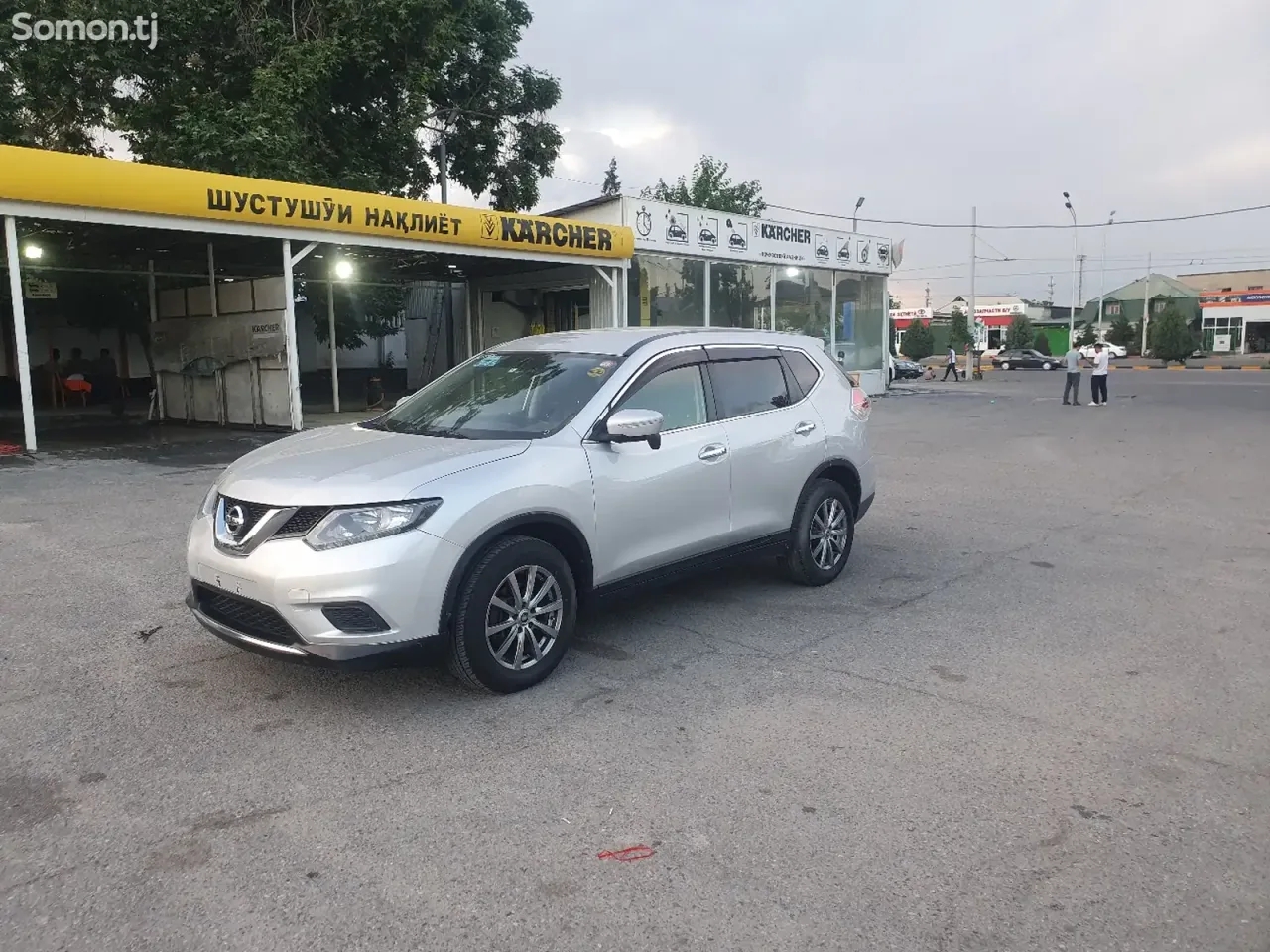 Nissan X-Trail 2014 · 2.0 AT
