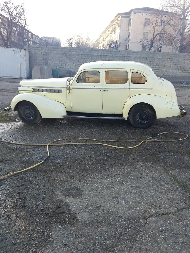 Другие марки Другая модель 1950 · 2.6 MT