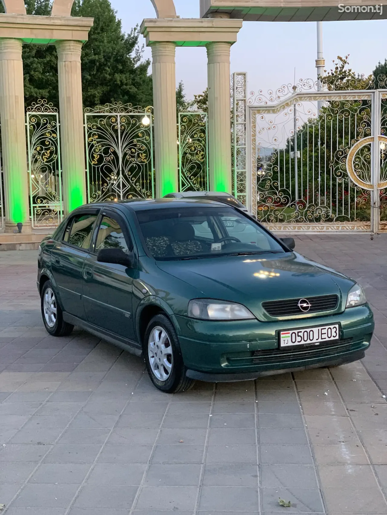 Opel Astra G 1999 · 1.6 MT