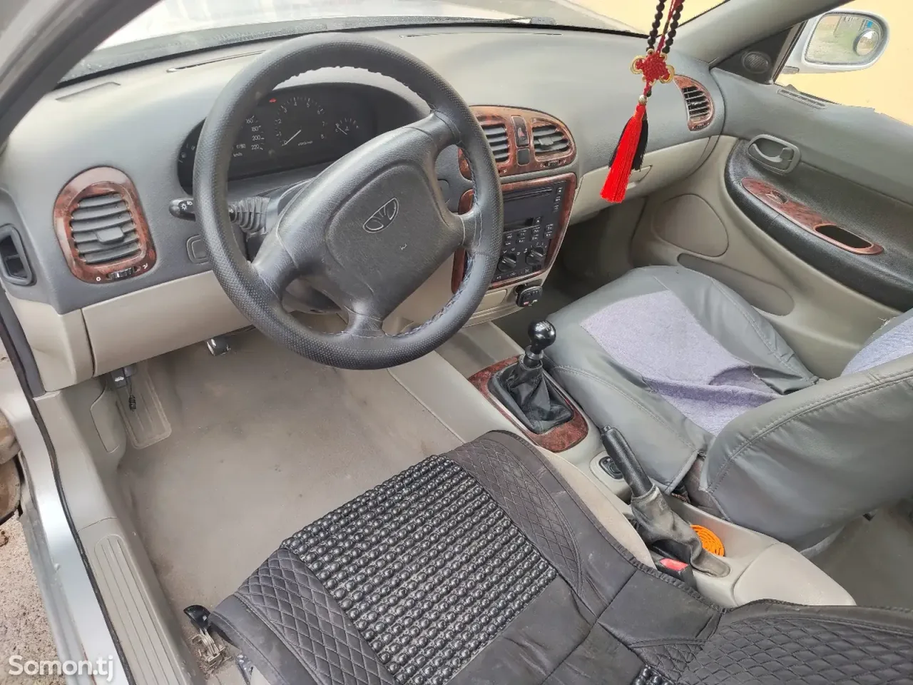 Daewoo Nubira 2001 · 1.6 MT