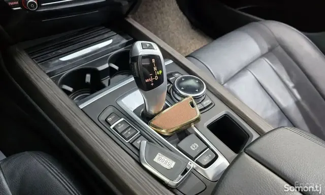 BMW X5 2014 · 3.0 AT