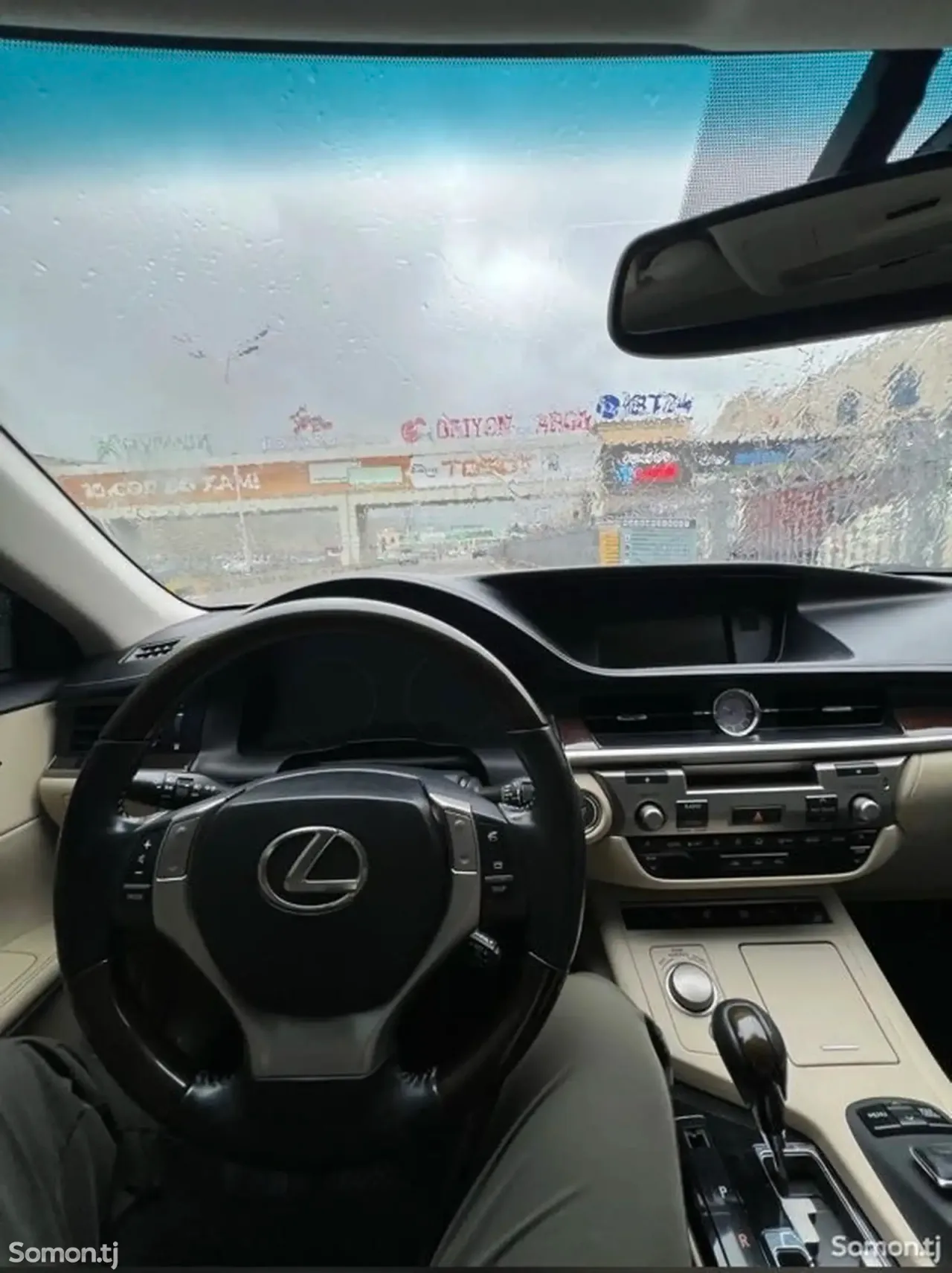 Lexus ES series 2014 · 3.5 AT