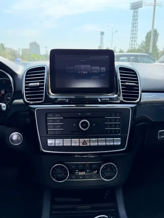 Mercedes-Benz GLE class 2016 · 3.5 AT