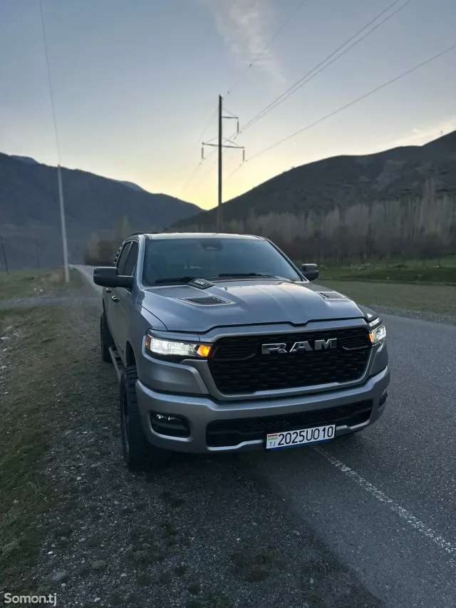 Dodge RAM 2025 · 3.6 AT