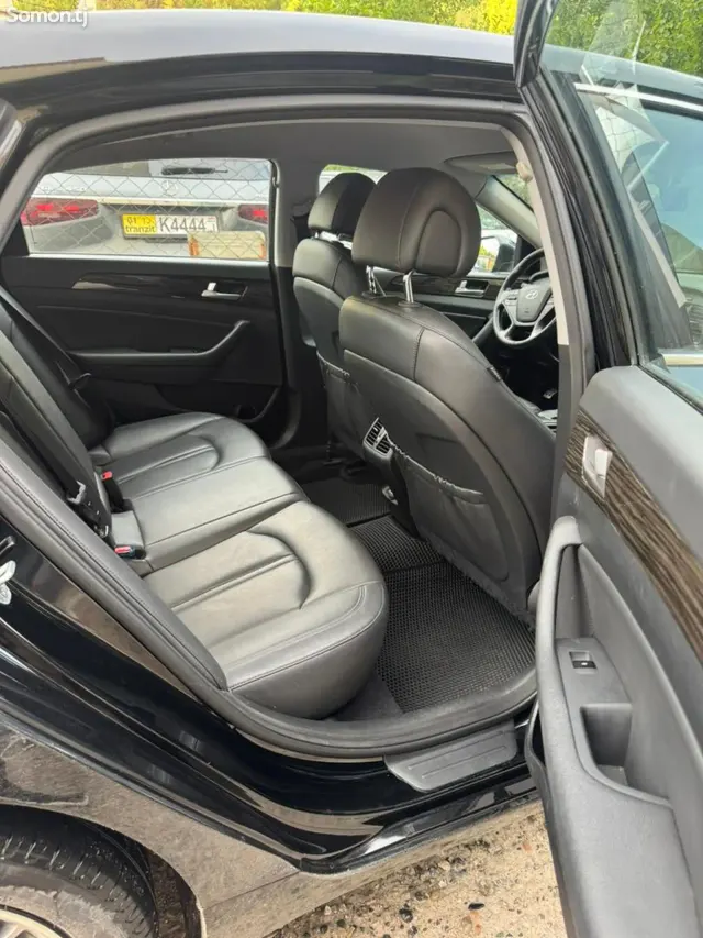 Hyundai Sonata 2014 · 2.0 AT