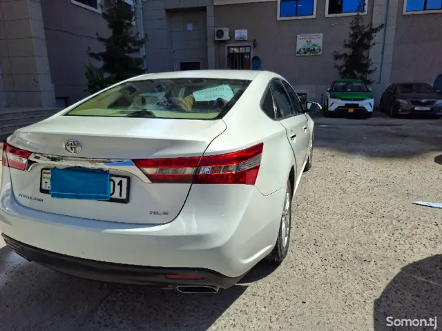 Toyota Avalon 2015 · 2.5 AT