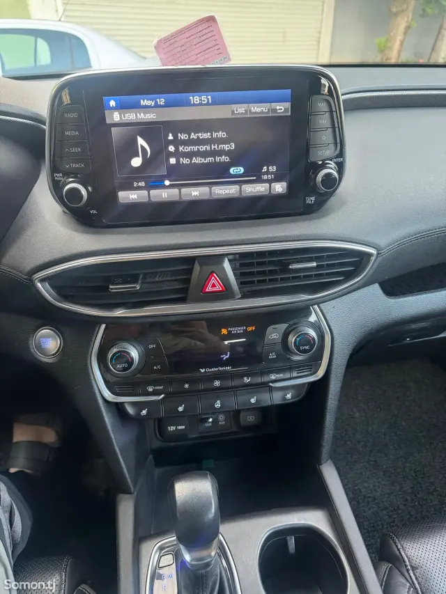 Hyundai Santa Fe 2018 · 2.0 AT