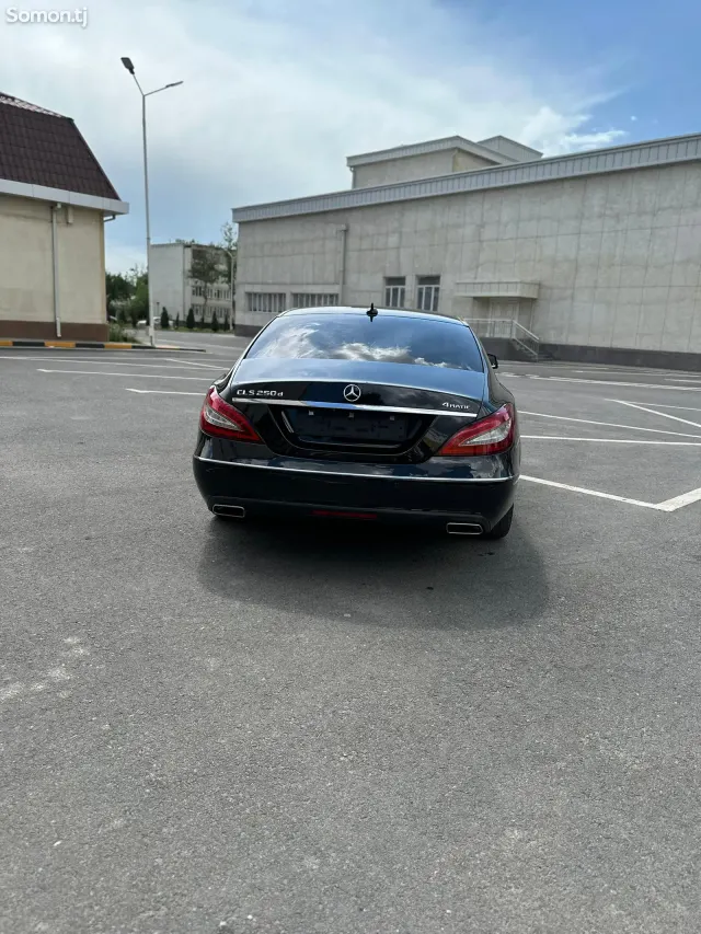 Mercedes-Benz CLS class 2015 · 2.5 AT