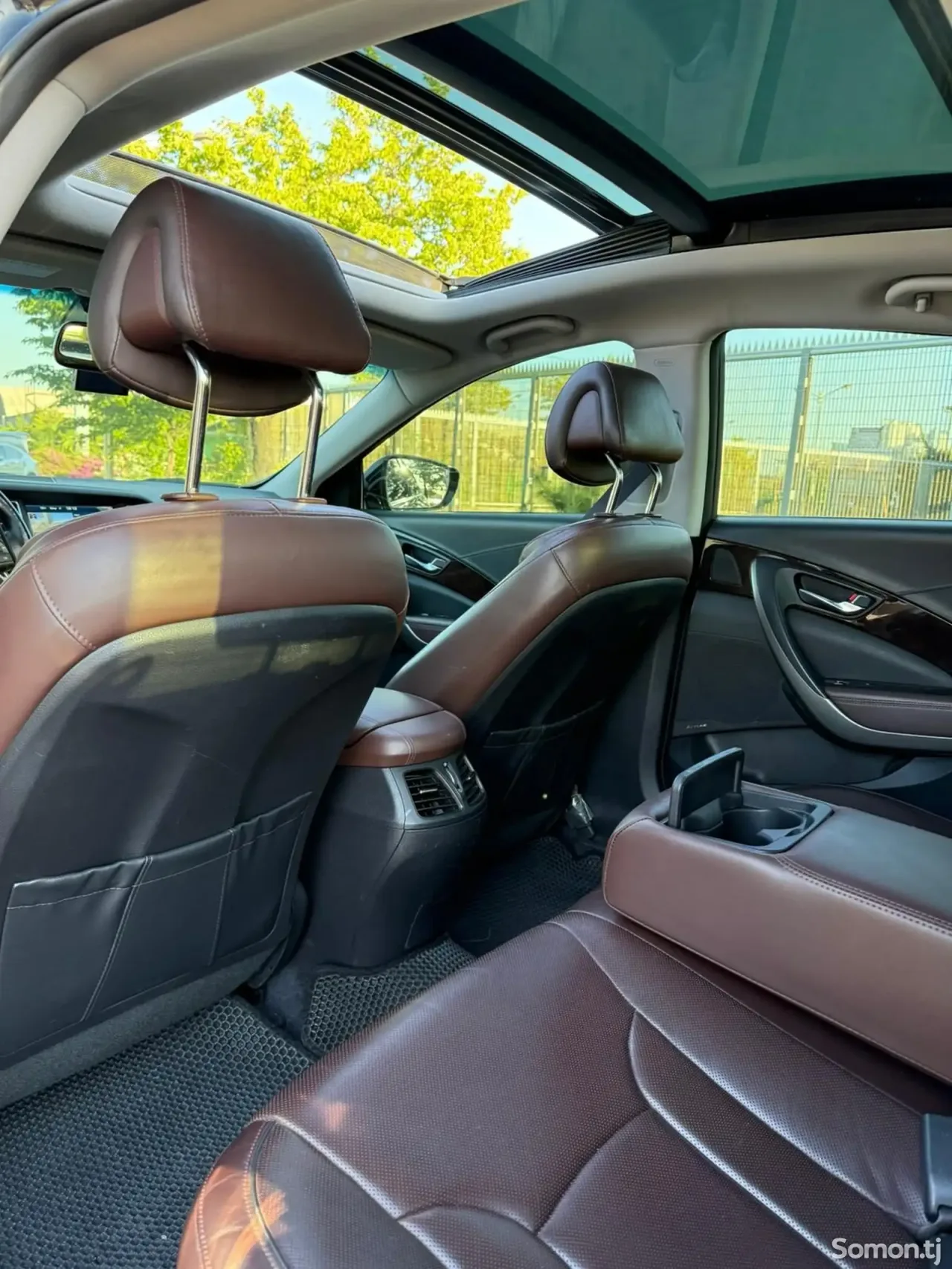 Hyundai Aslan 2014 · 3.0 AT