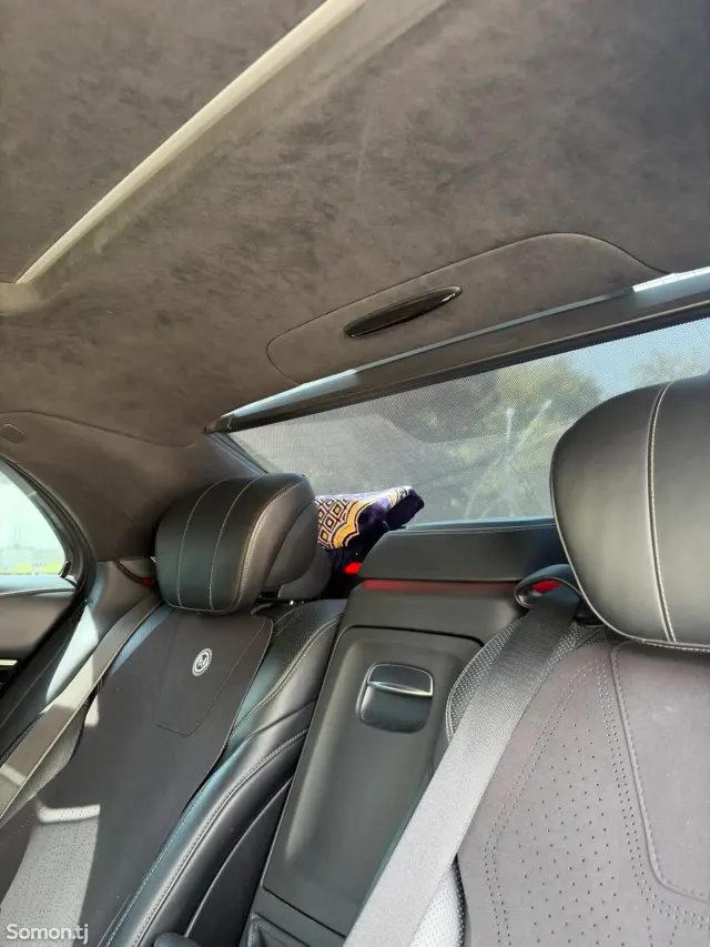Mercedes-Benz S class 2015 · 5.5 AT