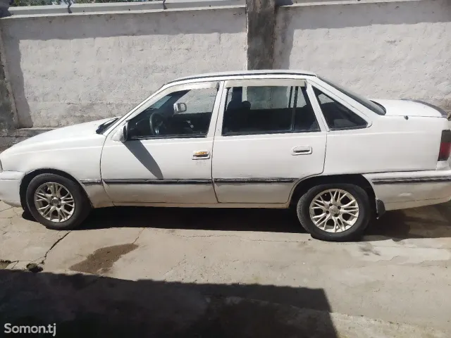 Daewoo Nexia 1996 · 1.6 MT