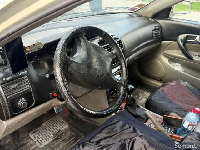 Daewoo Magnus 2001 · 1.8 MT